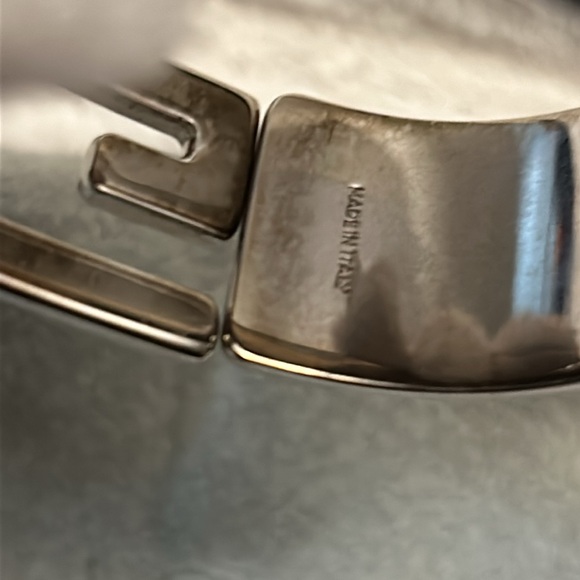 Gucci large black patent leather there and silver stone clasp bangle bracelet - Picture 6 of 17